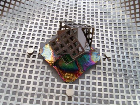 _rez._30x30cm._gyurt_patinazott_hajlitott_forrasztott_szerelt._masolata.jpg _rez._30x30cm._gyurt_patinazott_hajlitott_forrasztott_szerelt._masolata.jpg